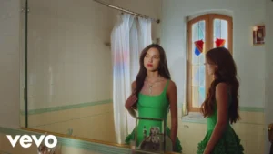 deja vu – Olivia Rodrigo – Music Review Worldbestmusic